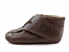 Arauto RAP slippers dark brown with star